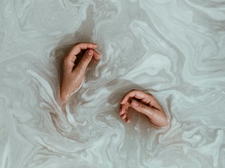 Meningkatkan Staycation dan Liburan Kamu dengan Bath Bomb