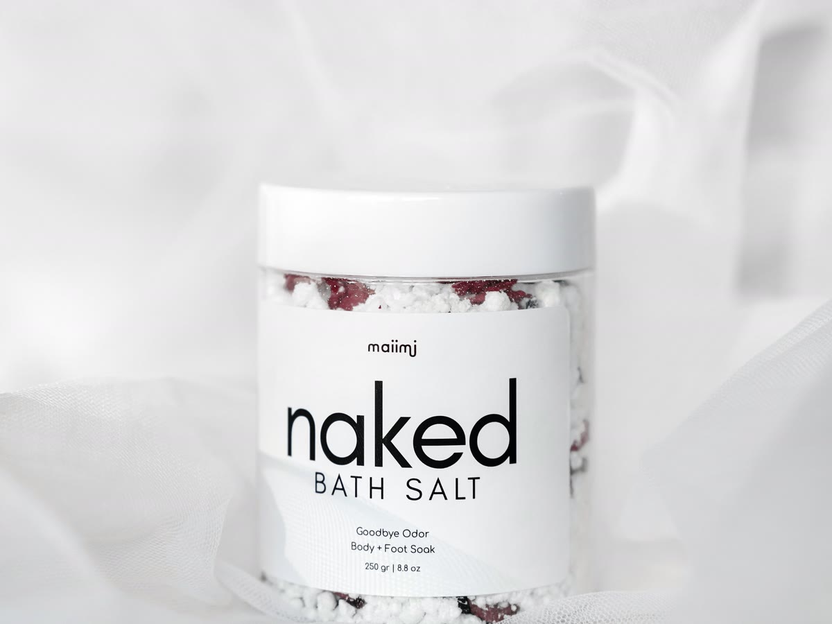 Naked Bath Salt Goodbye Odor